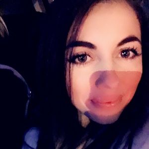 Meet your Posher, Marianna